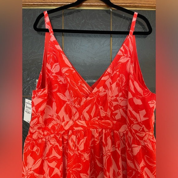 Lined, sparkly Dress with pockets! - Picture 2 of 7